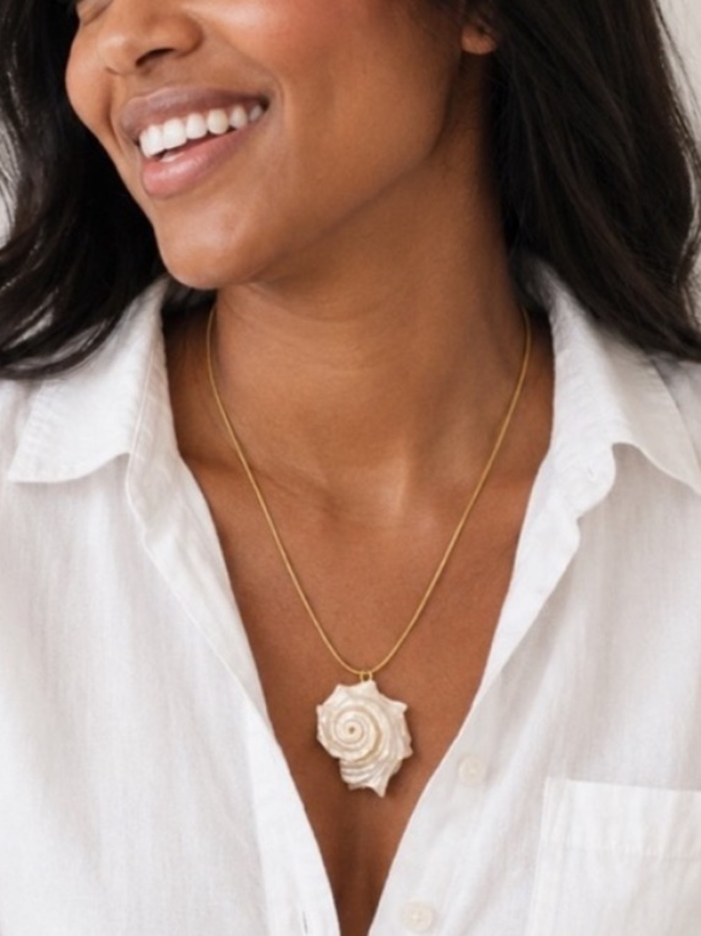New! Ivory Freshwater Shell Pendant Gold Coastal Necklace NWOT